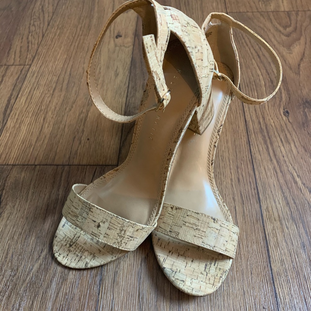 Hailed Sandal